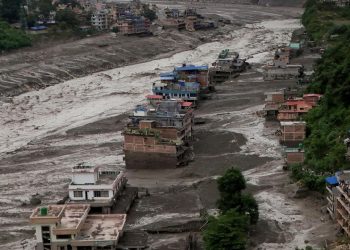 Nepal’de meydana gelen selde hayatını kaybedenlerin sayısı 95’e yükseldi