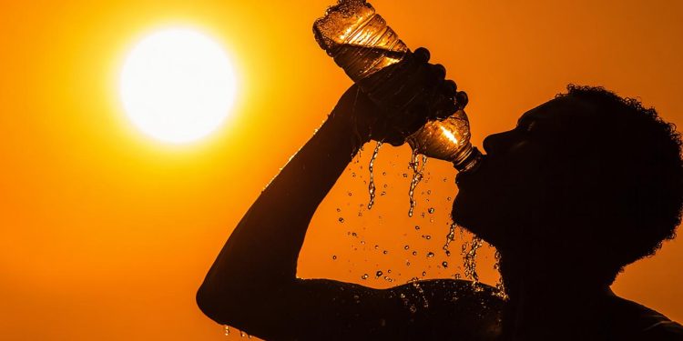 Yeni haftada sıcak hava etkisini artırıyor: 44 dereceye çıkacak