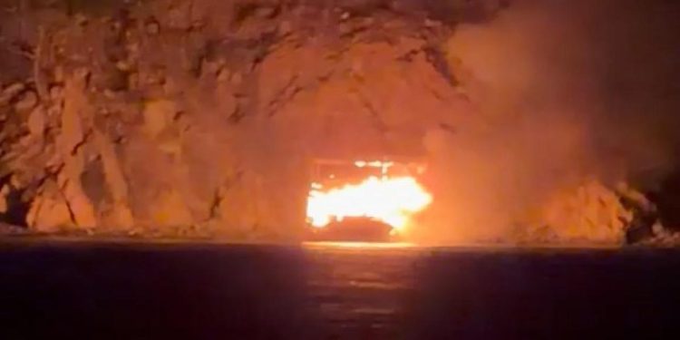 Antalya’da tur teknesi küle döndü