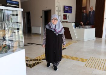 82 yaşındaki parkinson hastası sporla bastonunu attı