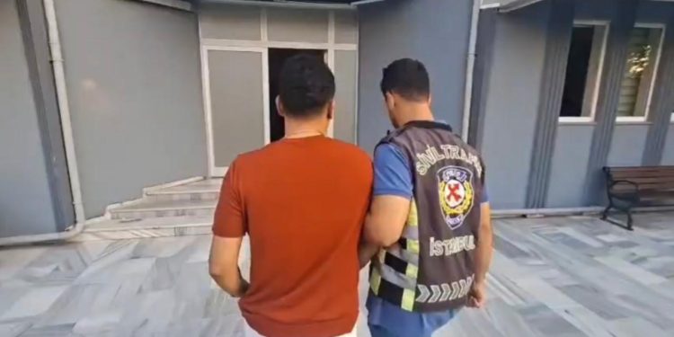 Aracından inerek motokuryeye saldıran sürücüye 180 bin lira ceza