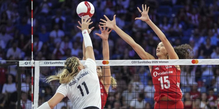 Filenin Sultanları Macaristan’ı 3-0 yendi
