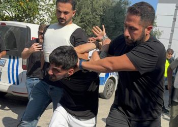 El bombası ve tabancayla polise direnen firari hükümlü yakalandı