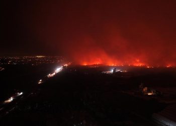 Antalya’nın 3 farklı bölgesinde yangın