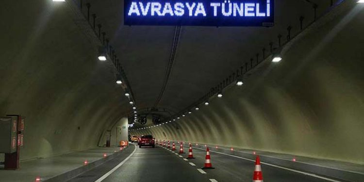 Avrasya Tüneli’nde yeni rekor: Bir günde 94 bin 489 araç geçti