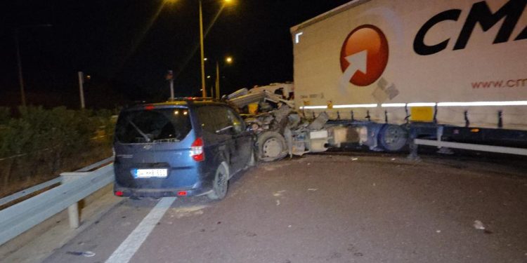 Bursa’da zincirleme kaza: Otoyol trafiğe kapandı