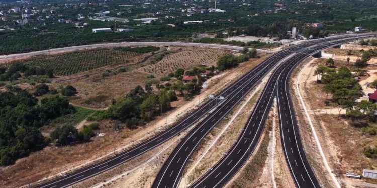 Çeşmeli-Erdemli-Silifke-Taşucu Otoyolu’nda sona gelindi