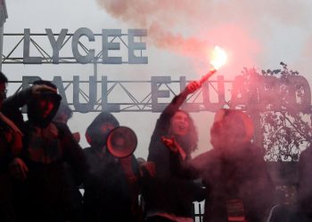 Fransa’da eğitim protestosu: 400’den fazla gözaltı