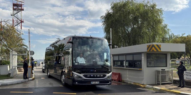 Fransa Milli Futbol Takımı, Kocaeli’ye geldi