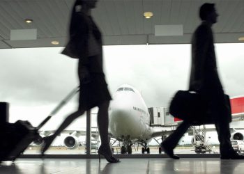 9 Avrupa ülkesi, havalimanlarındaki kaosun ardından girişçıkış sistemini erteledi