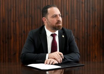 Çavuş: Küçük hesaplarla uğraşsınlar, biz yatırımlara devam edeceğiz
