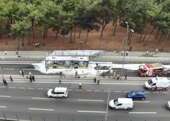 Bakırköy’de yanan İETT otobüsü kullanılamaz hale geldi