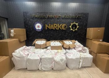 İstanbul’da yapılan operasyonlarda 1,4 ton uyuşturucu ele geçirildi
