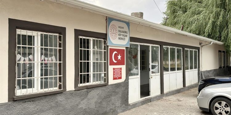 Atıl binalar köylerin sosyal yaşamına kazandırıldı