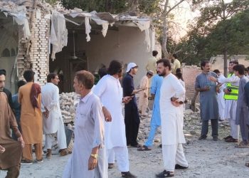 Pakistan’da cami yakınına saldırı – Son Dakika Haberleri