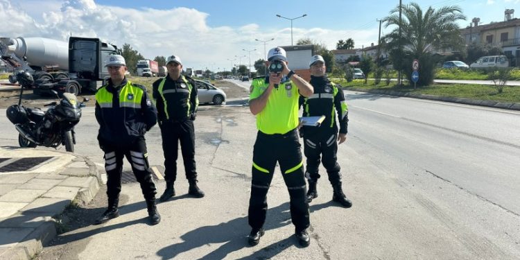 53 trafik kazasında 22 kişi yaralandı!