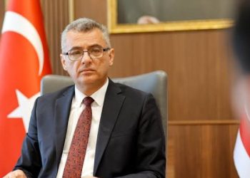 Erhürman, karma oyu kaldıran düzenlemeyi Meclis’e iade etti