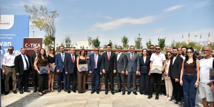 170 üreticiye bin modern arı kovanı: Arıcımızın üretim kapasitesini artırıyoruz
