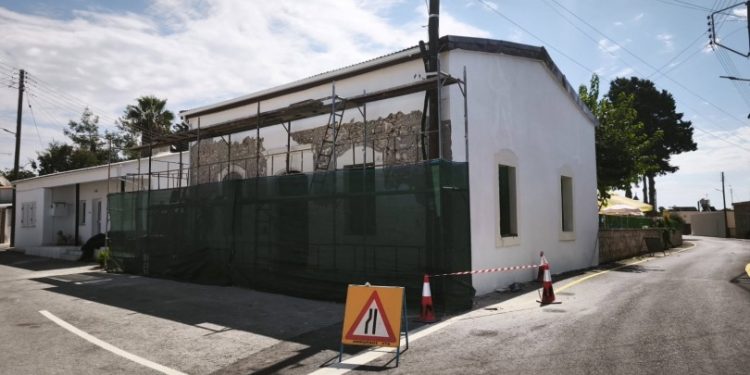Aşağı Arodez’deki camide koruma çalışması başlatıldı
