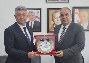 Balaban’dan Bakan Sucuoğlu’na nezaket ziyareti
