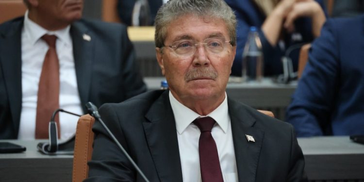 Üstel’den Manisa’da yaralanan öğrenciler için geçmiş olsun mesajı