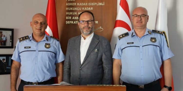 Sadıkoğlu, İskele Polis Müdürü Enver Erem’i ziyaret etti