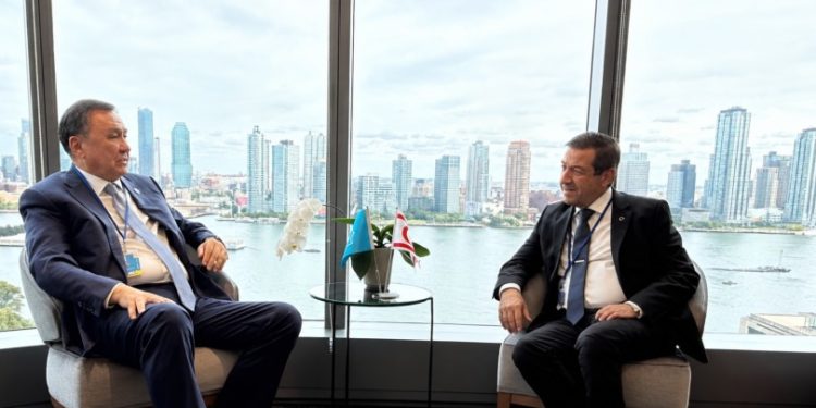 Ertuğruloğlu, Ömüraliyev ile görüştü : KKTC, Türk dünyasının ayrılmaz bir parçası