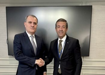 Ertuğruloğlu, Azerbaycan Dışişleri Bakanı Bayramov ile görüştü