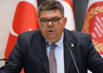 Berova’dan Özersay’a fon soruşturması yanıtı