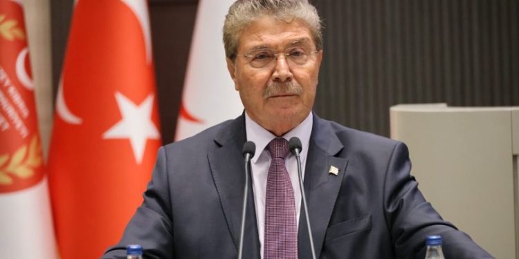 Üstel: Karma oyun kaldırılması halkın oy kullanmasını kolaylaştıracak