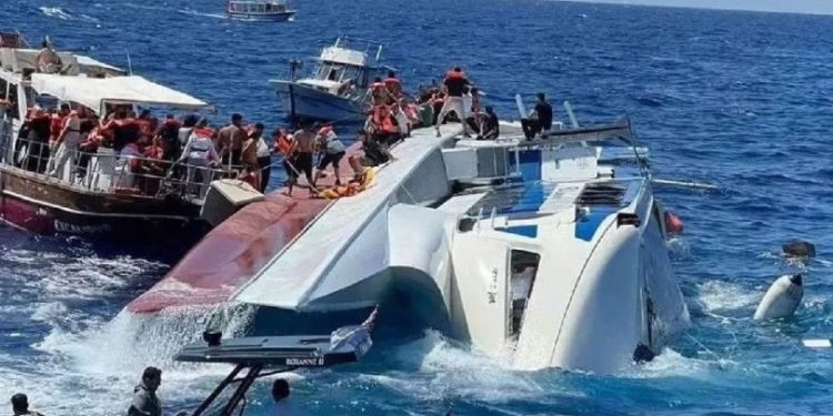 Gemi faciasında iki naaşın kimliği belirlendi, bir naaşa daha ulaşıldı