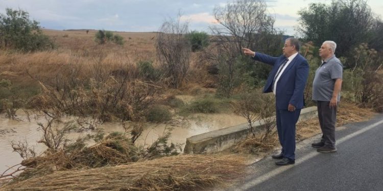 Bakan Sucuoğlu, Yılmazköy-Kılıçaslan yol güzergahında incelemelerde bulundu