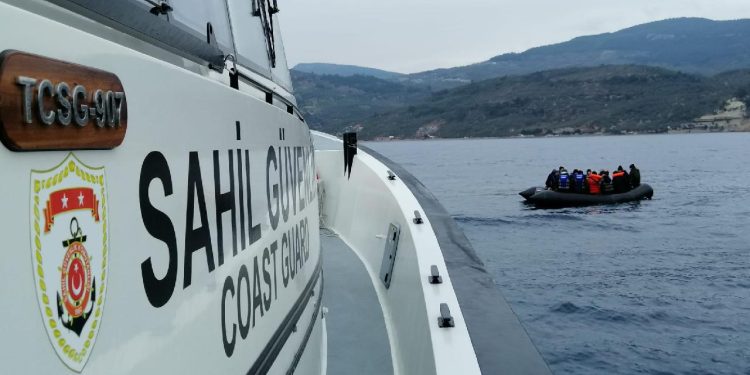 İzmir’de 31 düzensiz göçmen yakalandı