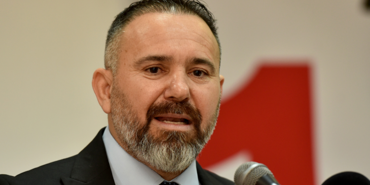 Bengihan, KTAMS ve KİEF başkanlığından ayrıldı