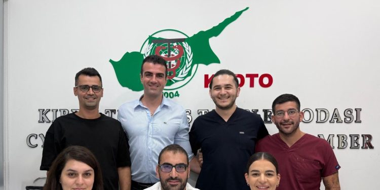 Ulutekin yeniden Diş Tabipleri Odası Başkanı
