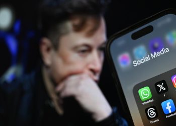 Musk belgeselinin reklamları sosyal medya platformlarında engellendi