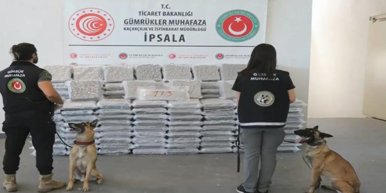 İpsala Gümrük Kapısı’nda 387 kilogram uyuşturucu ele geçirildi