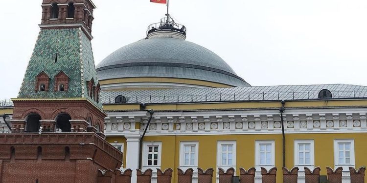 Kremlin: AB yaptırımları ABD ile yakıt anlaşmasını engelleyebilir