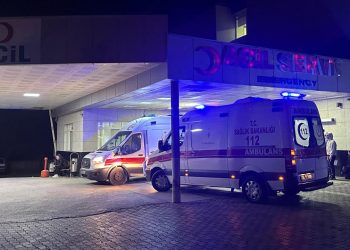 İzmir’de 80 işçi gıda zehirlenmesi nedeniyle hastanelere başvurdu