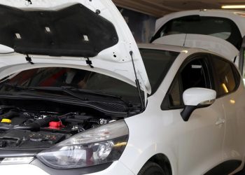 Araçların şasi numaralarını değiştirdikleri öne sürülen 11 şüpheli yakalandı