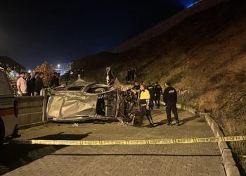 Şarampole devrilen araç takla attı: 2 ölü, 2 yaralı