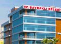 Bayraklı Belediyesi’ne rüşvet soruşturmasında 15 kişi tutuklandı