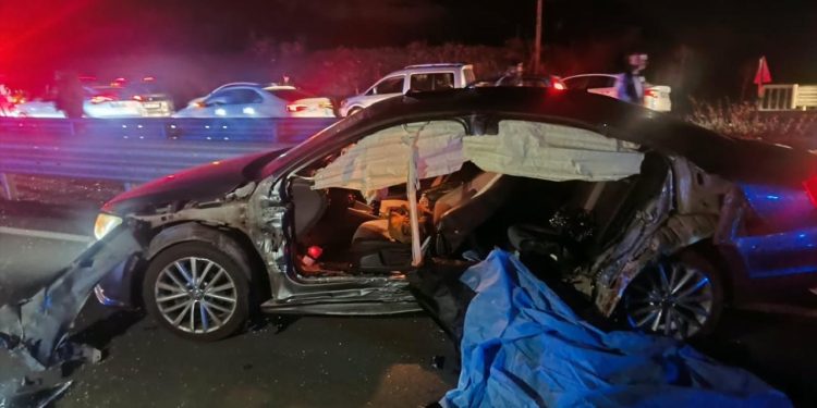 Bingöl’de bariyere çarpan otomobildeki 2 kişi öldü