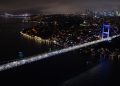İstanbul Boğazı’nda gemi trafiği askıya alındı
