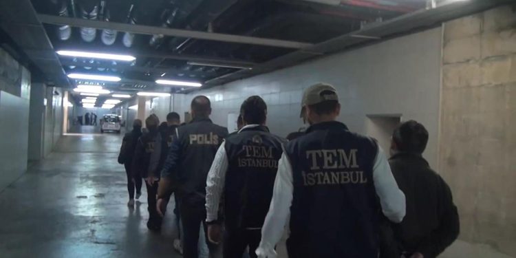 İstanbul merkezli 7 ilde terör örgütü operasyonu: 18 gözaltı