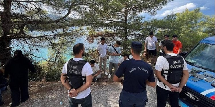 Muğla’da 18 düzensiz göçmen yakalandı