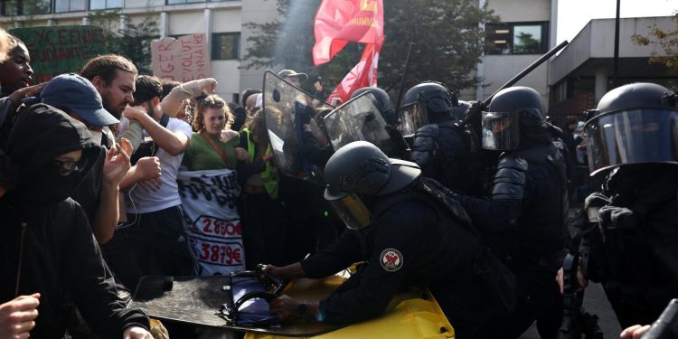 Fransa’da kriz masası toplanıyor – Son Dakika Haberleri