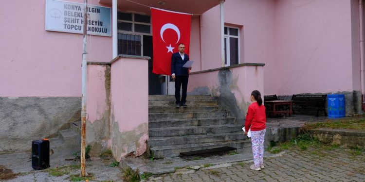 Tek öğrencisi olan okulda Cumhuriyet Bayramı törenle kutlandı