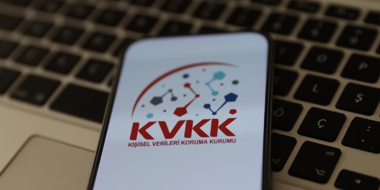 KVKK’dan veri sorumlularına ‘sözlü cevap yeterli değil’ uyarısı