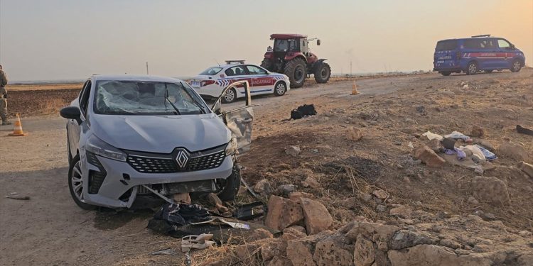 Mardin’de otomobil sulama kanalına devrildi: 6 ölü